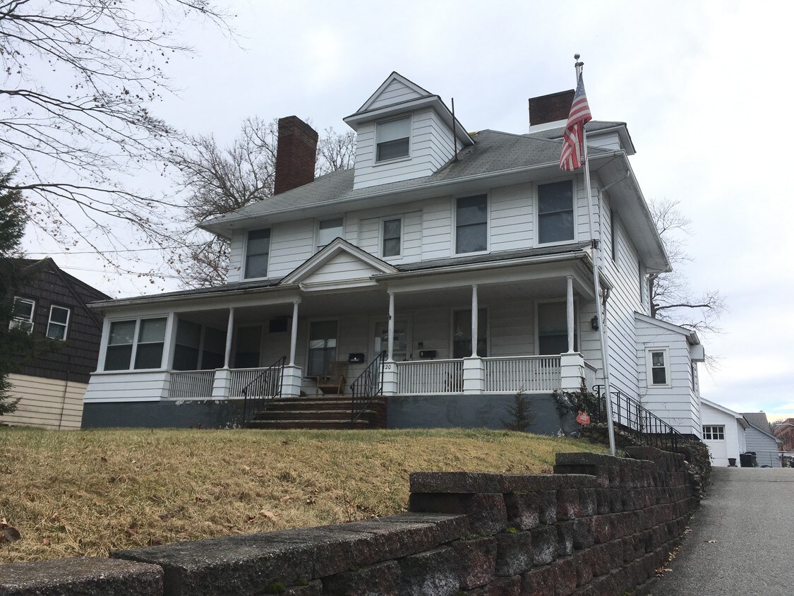 Primary Photo - 120 Lafayette Ave