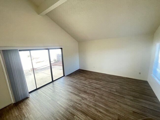 Foto del edificio - 3209 Ventana Hills Dr