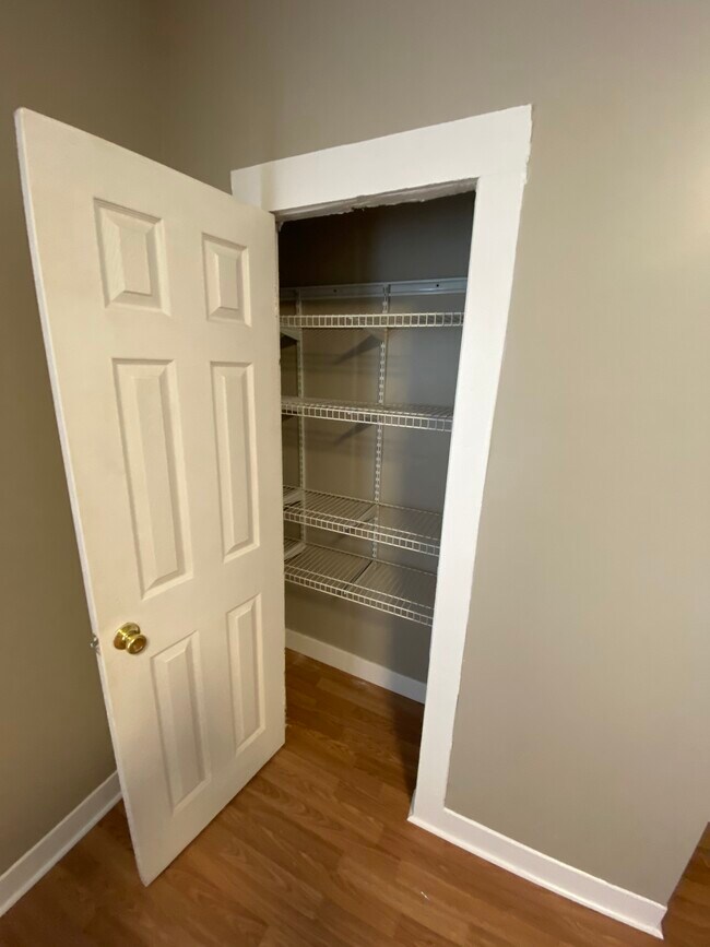 Dormitorio principal - 1006 N Williams St