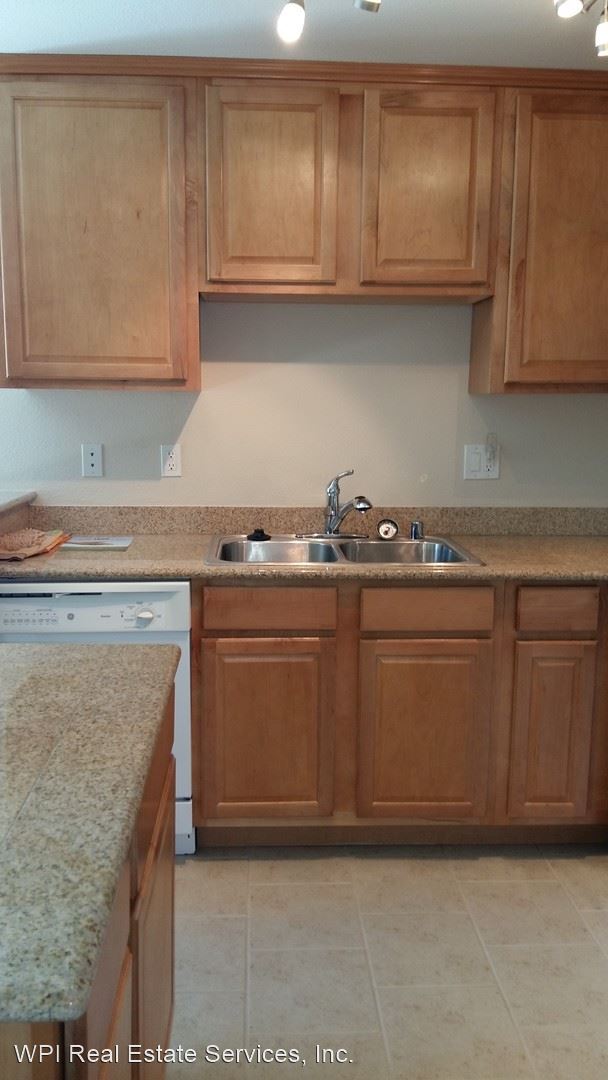 Building Photo - 1 br, 1 bath House - 20322 Bothell Everett...