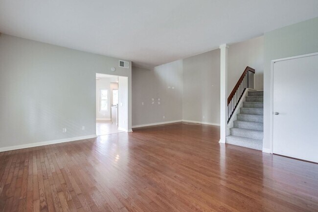 Building Photo - **Available Now*** Encinitas,  4 bedroom, ...