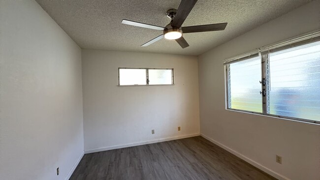 Building Photo - 95-657 Alohilani St,