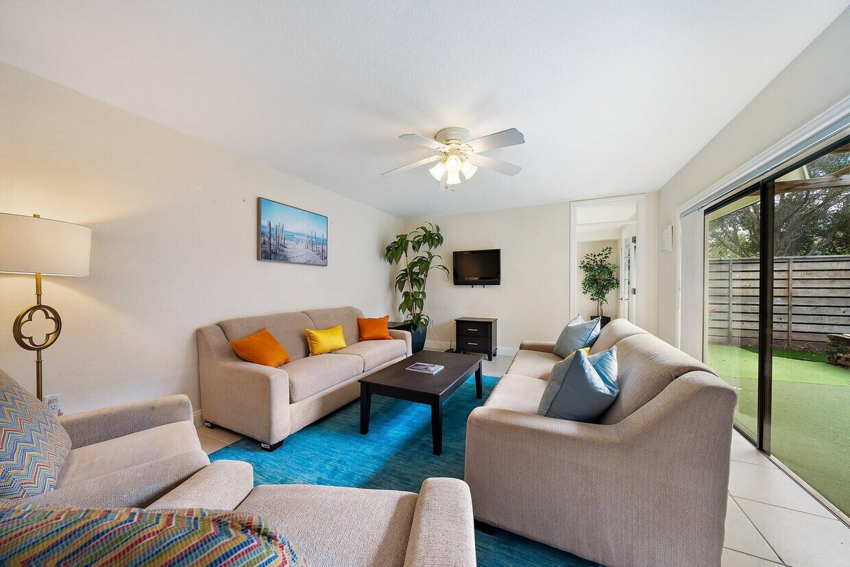 Foto principal - 708 7th Terrace