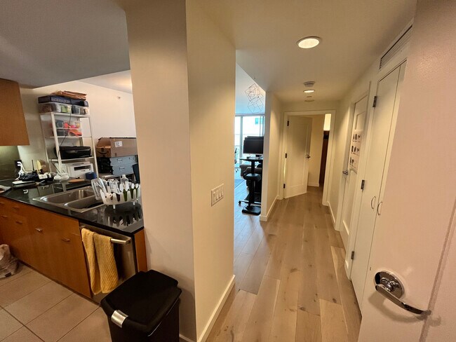 Foto del edificio - 355 1st St