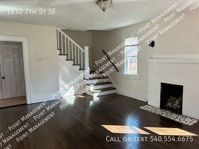 Building Photo - 1632 7th St SE