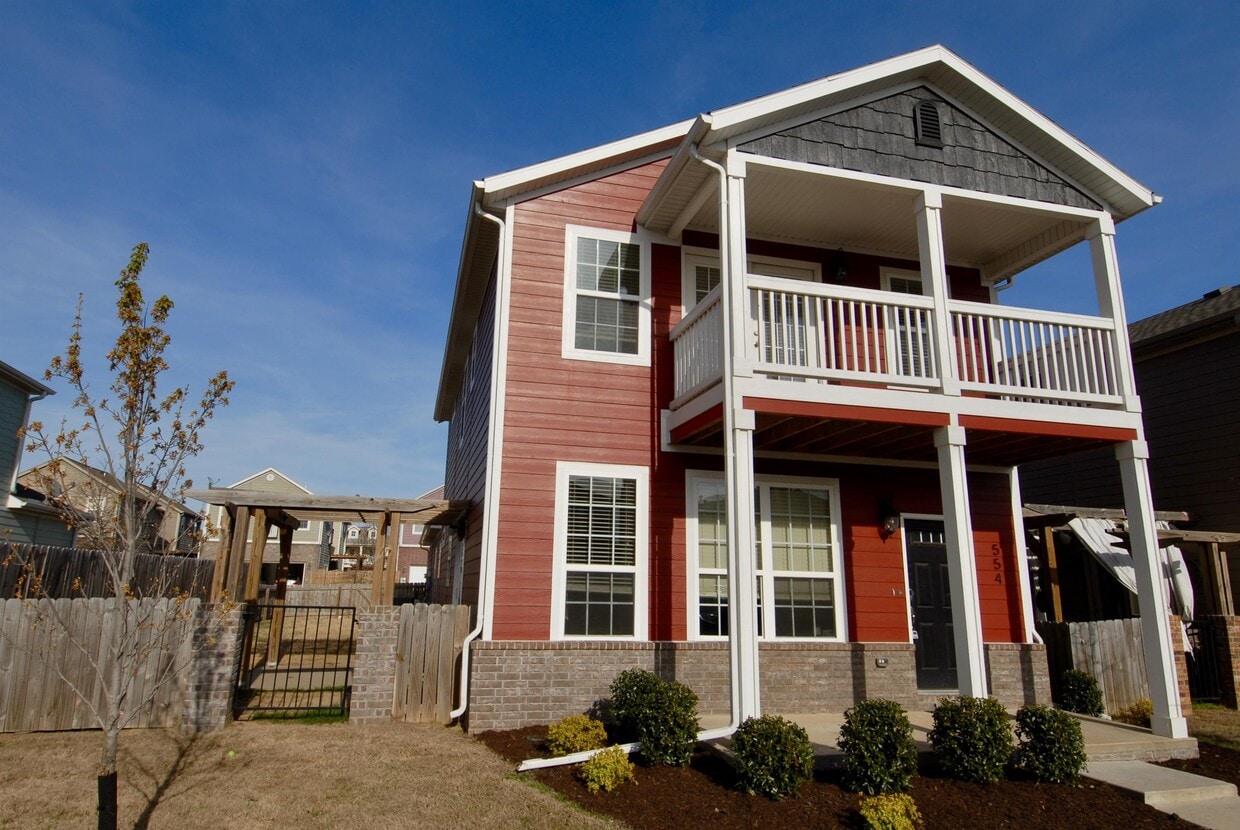 Foto principal - 554 N Keats Dr