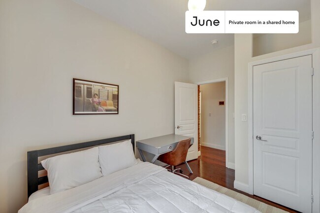 Foto del edificio - Room in Shared 4 bed/1 bath home in West Harlem