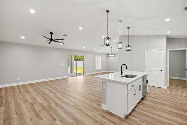 Foto del edificio - 213 NW 5th St
