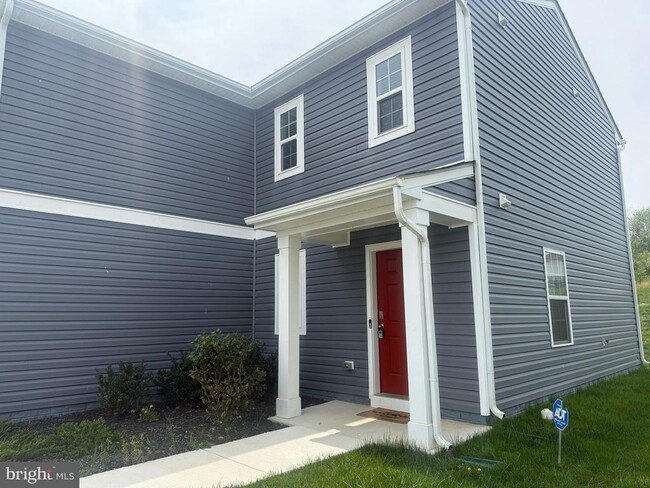 Building Photo - 127 Bell Tower Ln