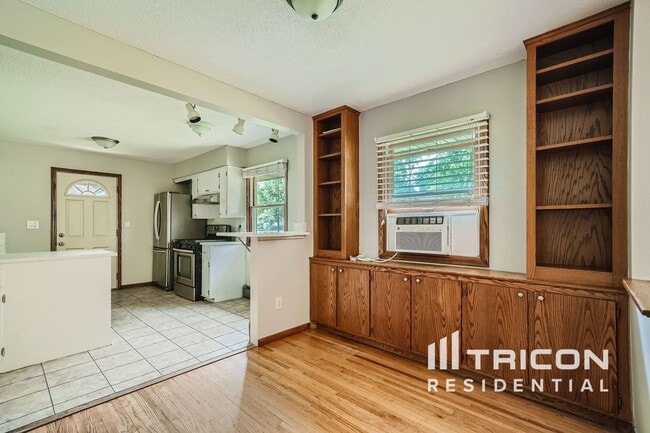 Foto del edificio - 619 3rd Ave E