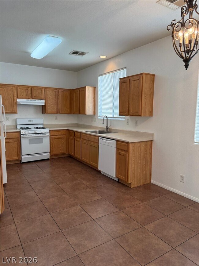Foto del edificio - 1260 Oak Village Ave