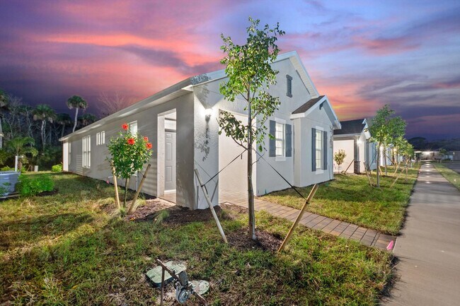 Building Photo - Deposit-Free! Modern, energy efficient hom...
