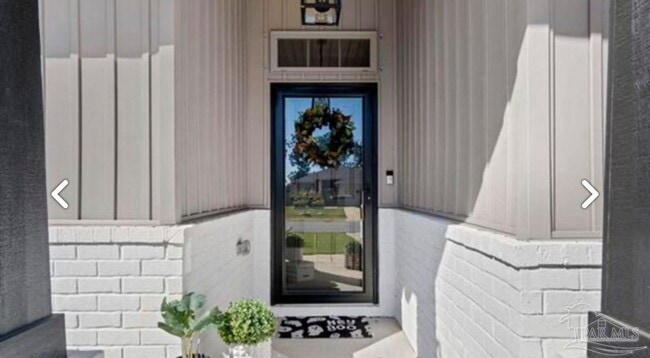 Building Photo - 5723 Peach Dr