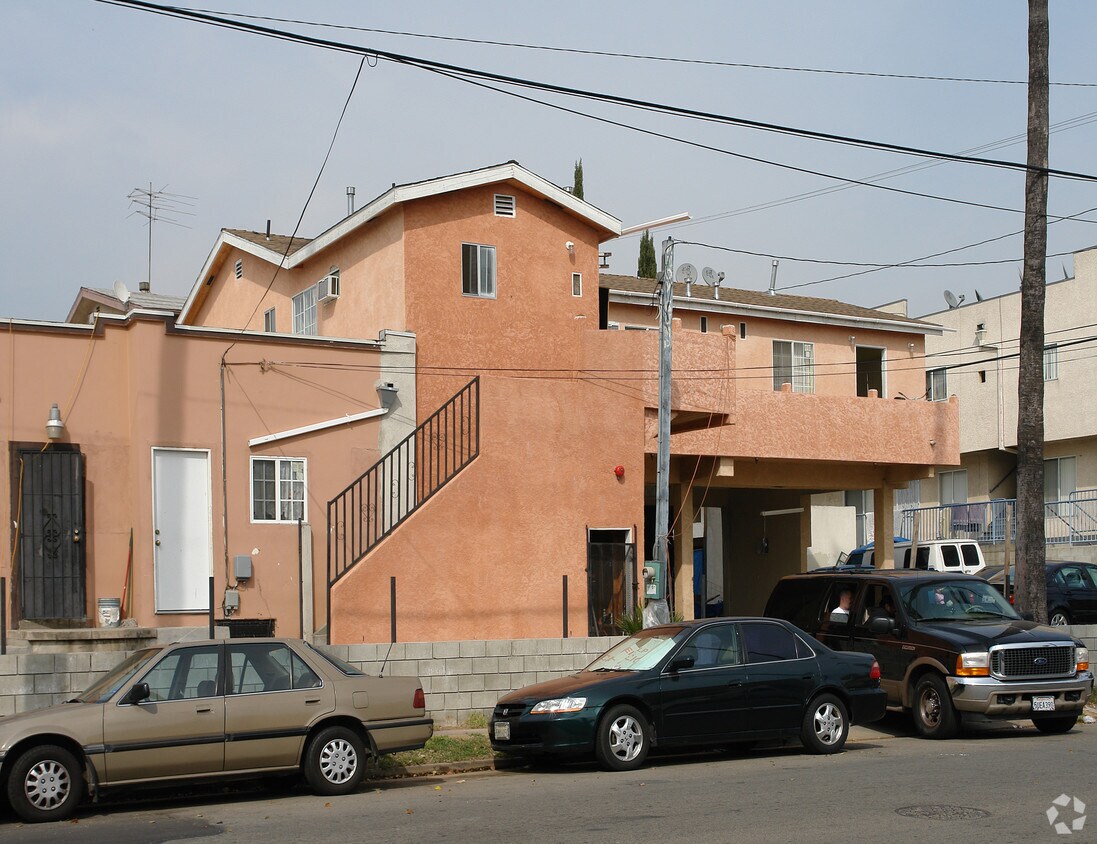 Foto del edificio - 1000 N Normandie Ave