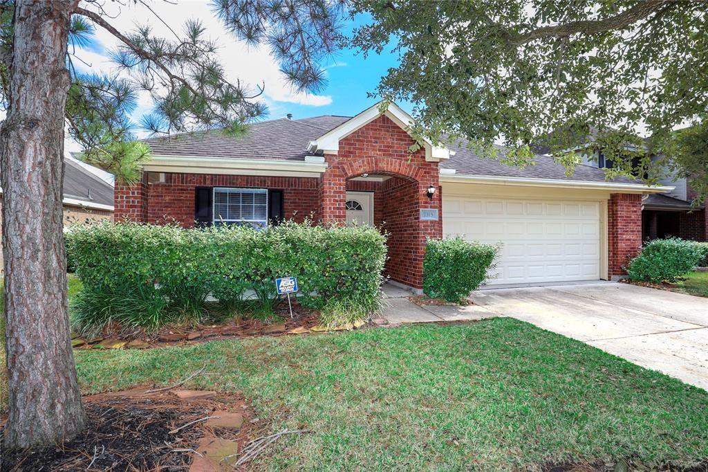 Foto principal - 7315 Windy Port Ln