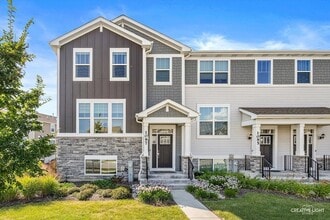 Building Photo - 1097 Moraine Dr