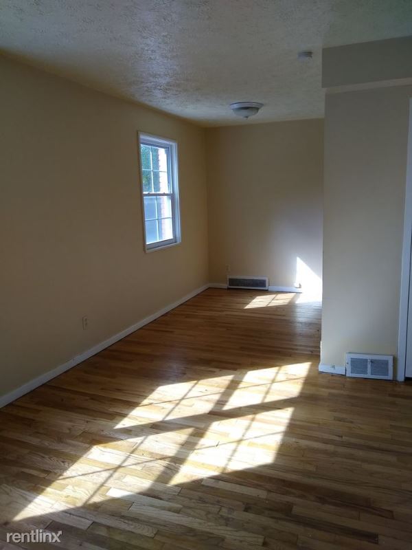 Building Photo - 2 br, 1 bath Townhome - 481 Kenwood Dr