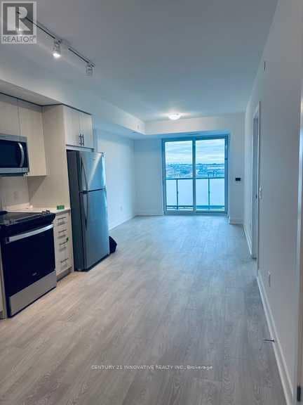 Photo du bâtiment - 2545-2545 Simcoe St N