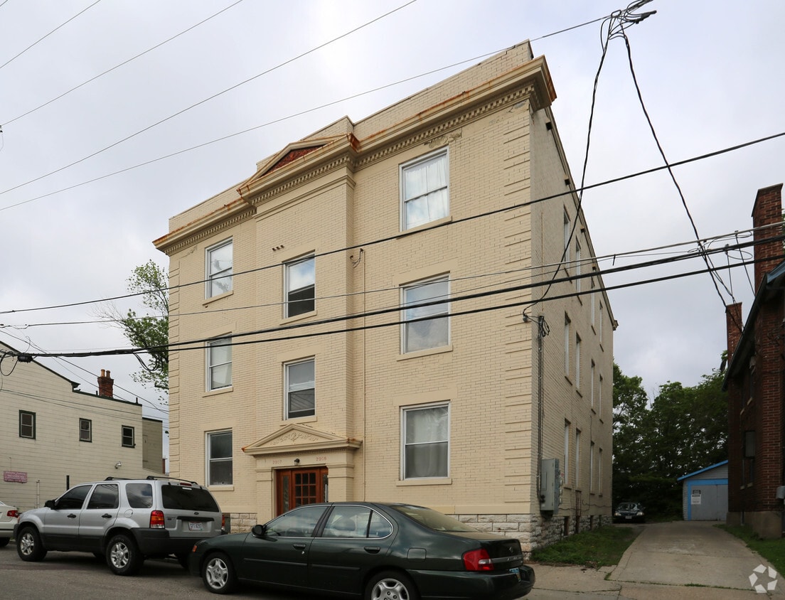 Primary Photo - 2907-2909 Glendora Ave