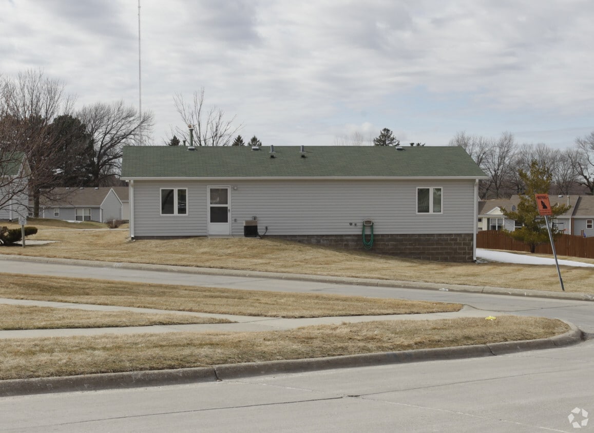 Building Photo - 6201 Ville De Sante Dr