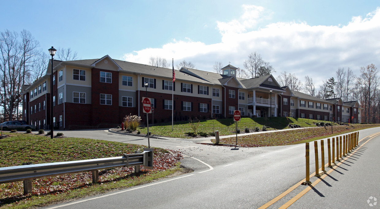 Foto del edificio - Lions Spring Apartments