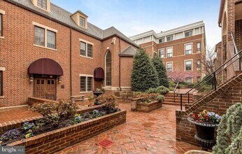 Building Photo - 1715 15th St NW