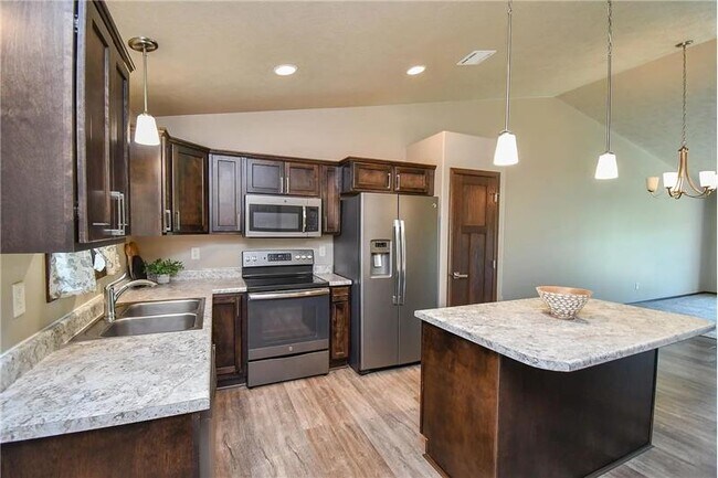 Foto del edificio - 2428 E Meadowside Pl
