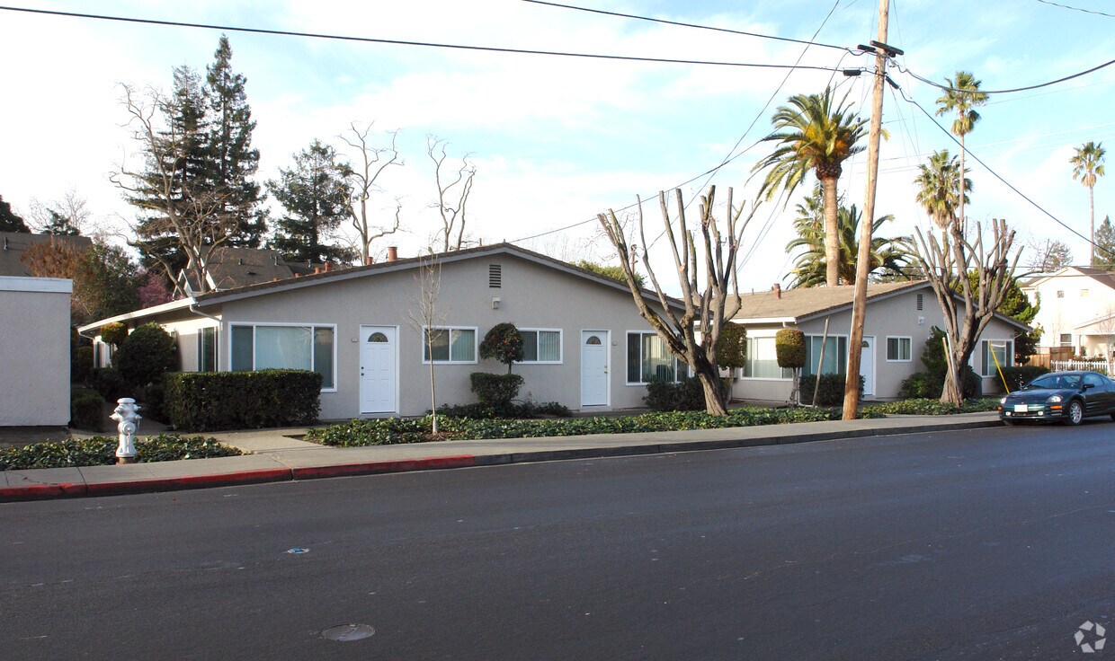 Building Photo - Monte Sierra Apartments