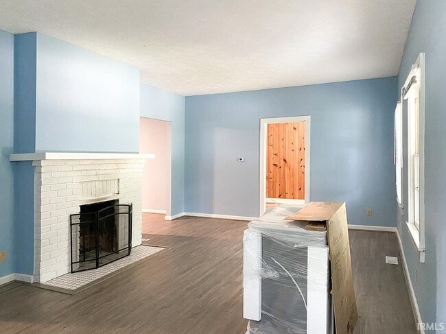 Building Photo - 820 N Washington St