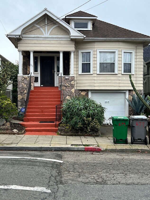 679 66th St, Oakland, CA 94609 House Rental in Oakland, CA