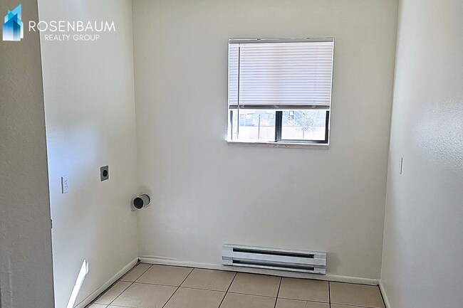 Foto del edificio - Charming 2-bedrooms, 1.5-baths home nestled in the heart of Prescott Valley!