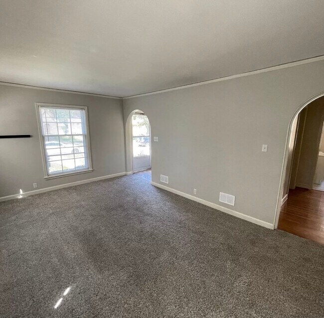 Foto del edificio - 530 N 63rd St