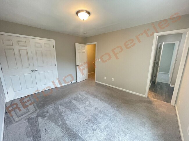Building Photo - Kilcullen Drive-4612