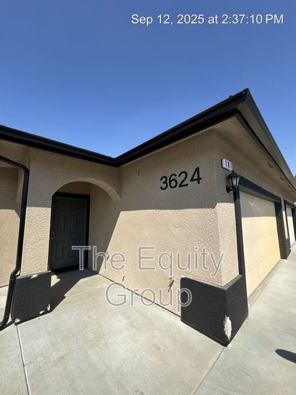 Building Photo - 3624 S County Center Dr