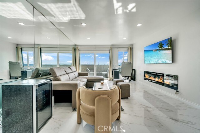 Foto del edificio - 8400 De Longpre Ave