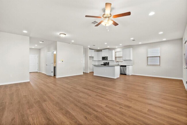 Building Photo - 10029 Dawn Pearl Dr