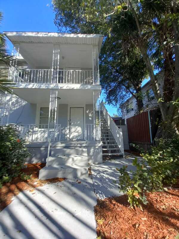 Foto del edificio - 711 18th Ave S