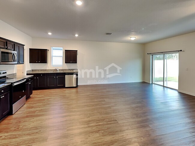 Foto del edificio - 11603 Pace Bend Ct