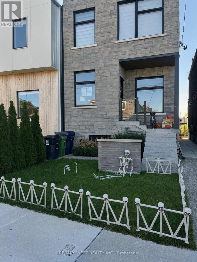 Building Photo - 93 Hatherley Rd