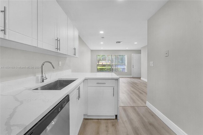 Building Photo - 10379 NW 35th St