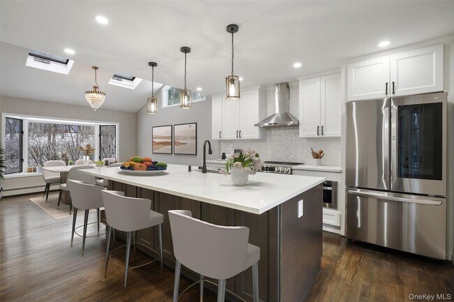 Foto del edificio - 59 Hoags Cross Rd