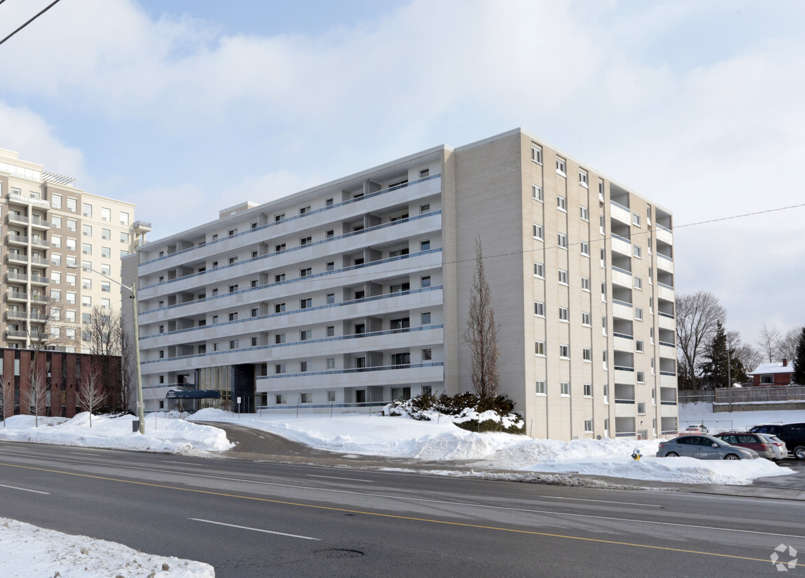 Primary Photo - Panorama Terrace