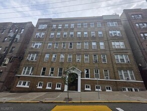 Building Photo - 325 79th St