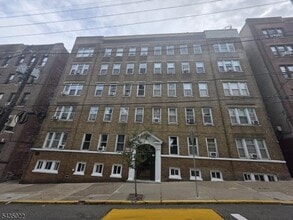 Building Photo - 325 79th St