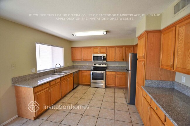 Foto del edificio - 5614 S 53rd Dr