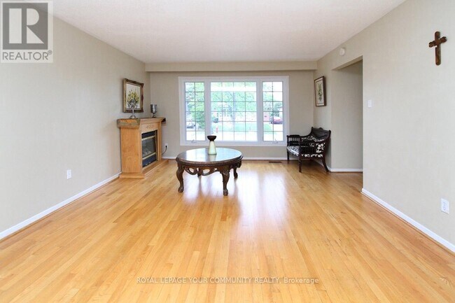 Building Photo - 3318 Strabane Dr
