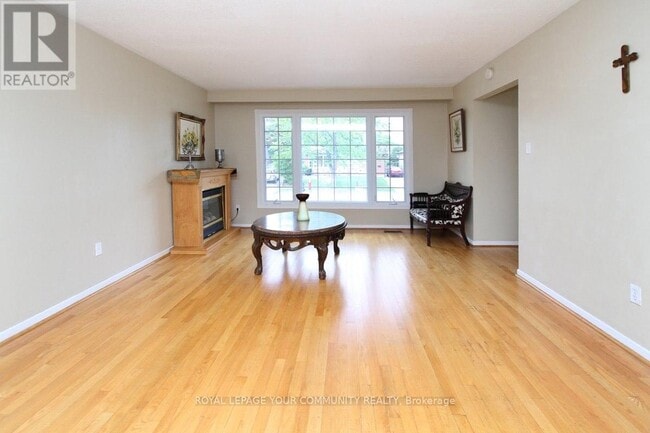 Photo du bâtiment - 3318 Strabane Dr