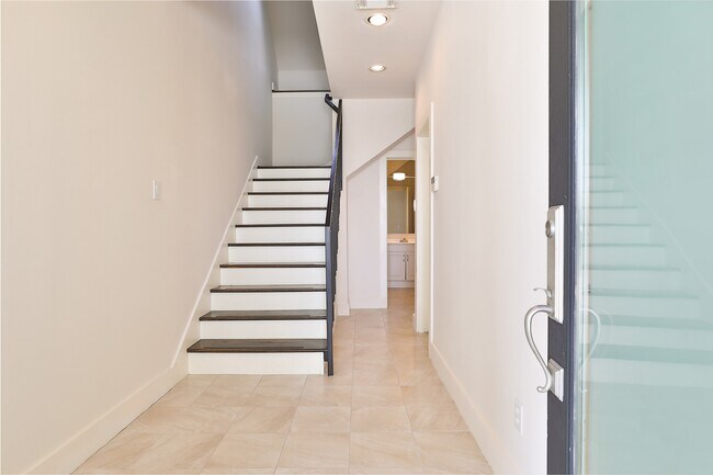 Foto del edificio - 4706 Austin St