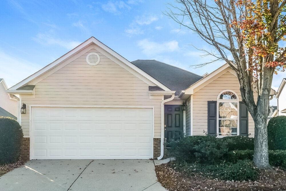 Foto principal - 5 Hill Crest Cir