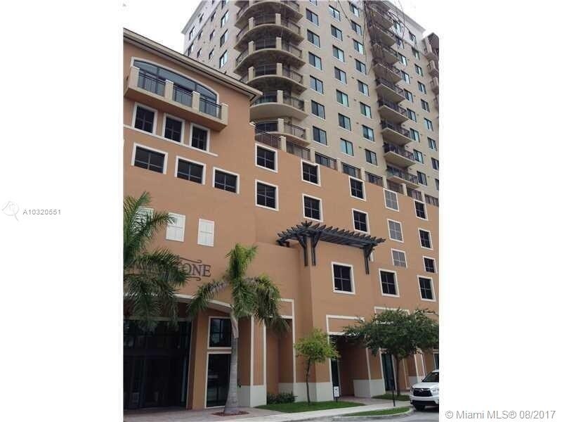 Foto principal - 4242 NW 2nd St